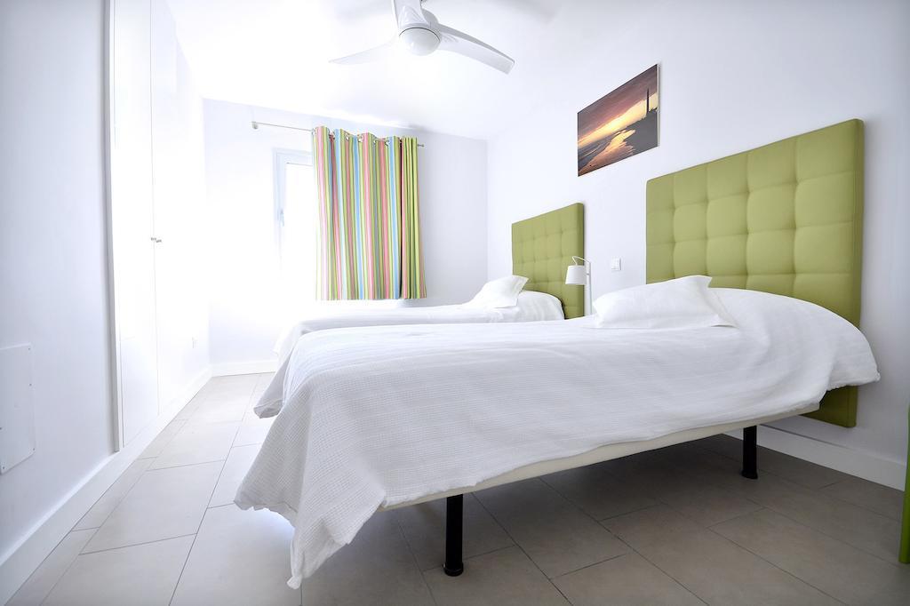 El Yate Aparthotel San Agustin  Bilik gambar